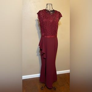 Beautiful Gown/Bridesmaid/Prom/Formal